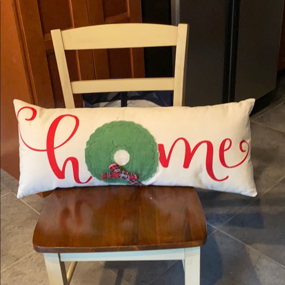 Mud Pie Home Wreath decorative Pillow - 12x30”